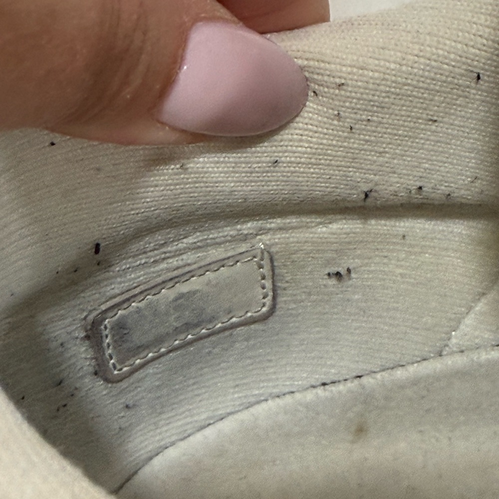 Men’s Louis Vuitton VNR Sneaker - Picture 10 of 14